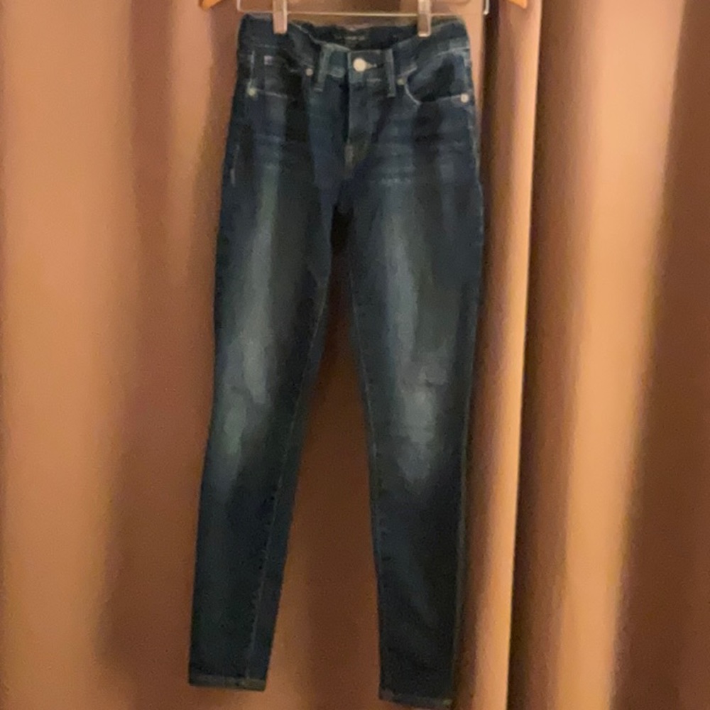 Lucky Brand Mid Rise Skinny Ava size 25 R
